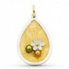 18K COLGANTE ORO BICOLOR OVAL CON FLOR Y PIEDRAS COLOR 44 X 29 MM