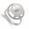 18K SORTIJA ORO BLANCO CON PERLA 10 MM Y CERCO DE CIRCONITAS. CUERPO 4 MM.