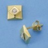18K PENDIENTES CUADRADOS. 6 X 6 MM.